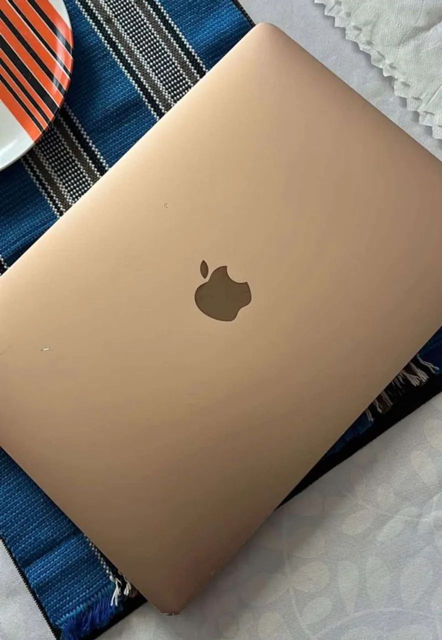 2018 air Macbook 2018、13インチ、ローズゴールド色。 Air MacBook rose Diadema Eldorado, - Notebooks - gold MacBook本体