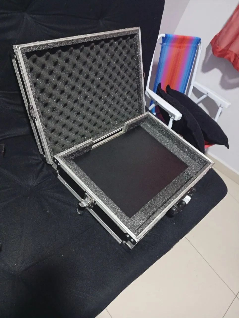 Vendo hard case para ddj-400flx4 e outras - Foto 2