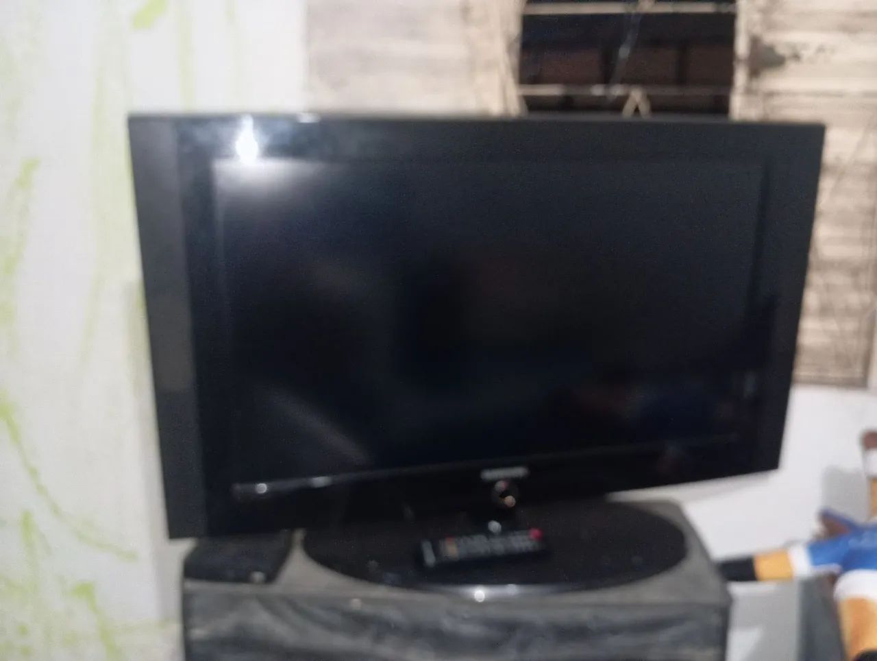 Tv  - Foto 2