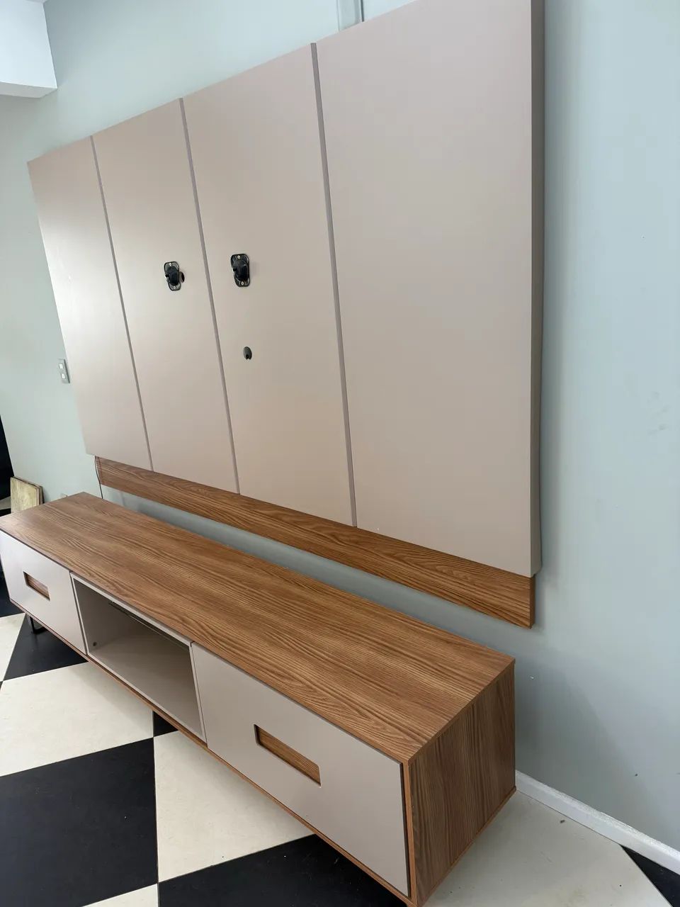 Bancada com Painel para TV até 75" com LED - Foto 2
