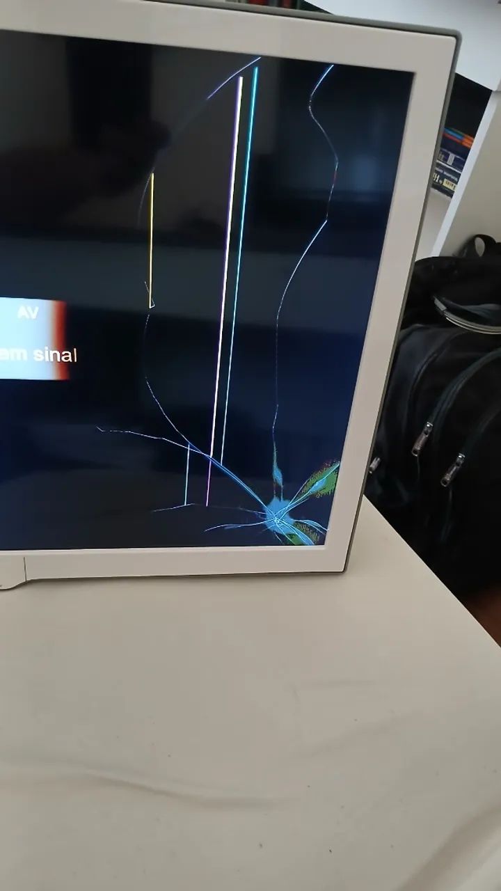 TV  LED 24