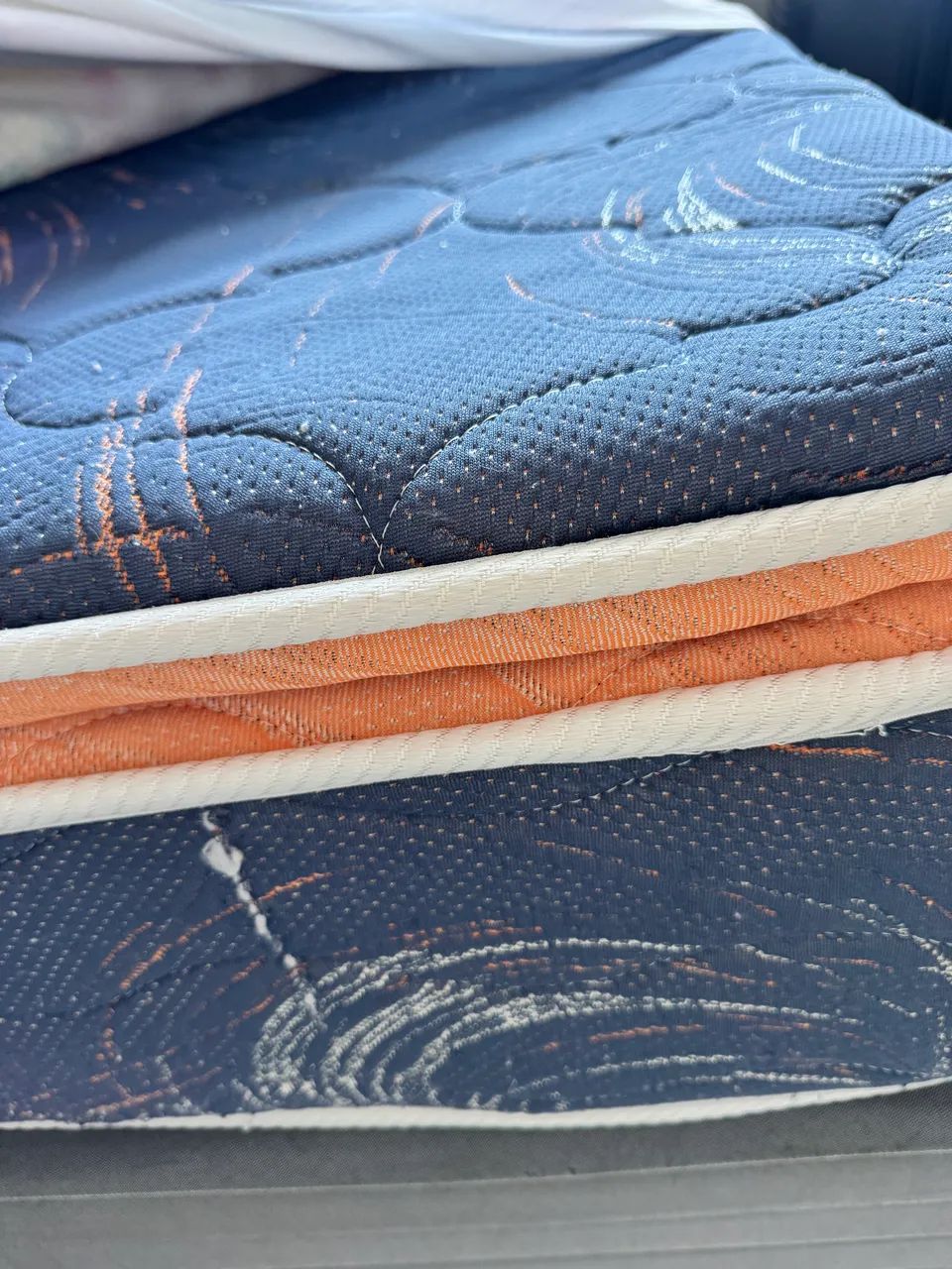 CAMA BOX CASAL - COM MOLAS ENSACADAS - SUPER CONFORTÁVEL! - Foto 2