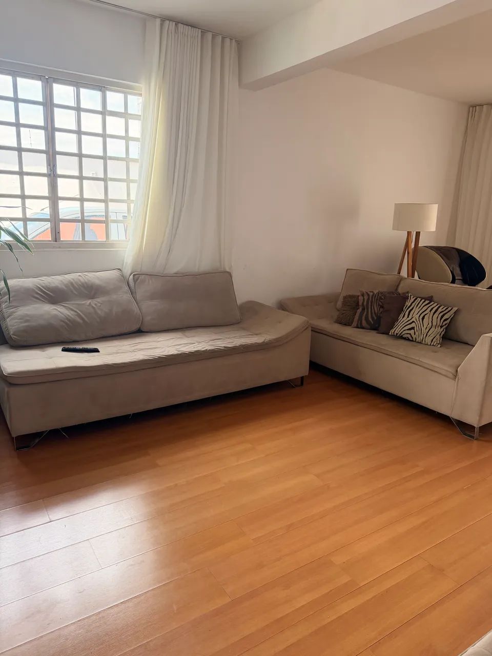 Sofa de Canto com Puff quadrado