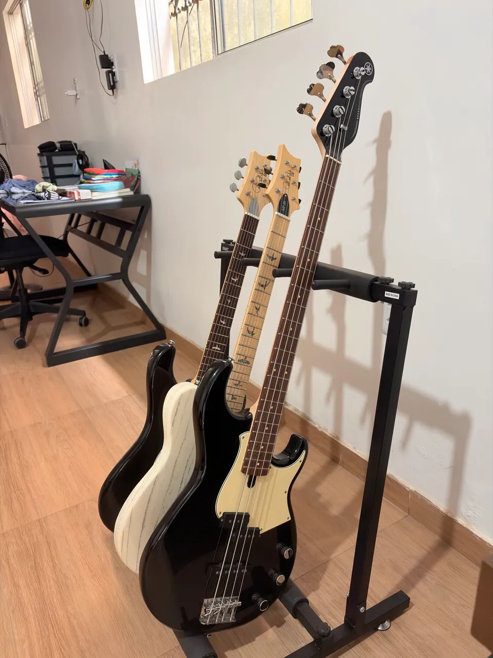 Baixo Yamaha BB434