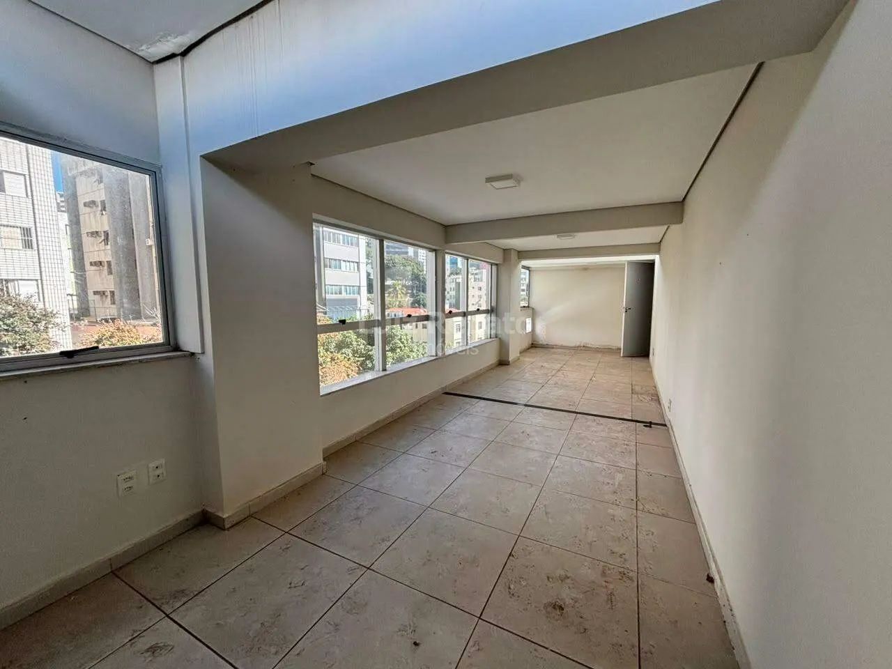 Andar comercial para aluguel, 340m² de área no Santa Efigênia - Foto 4