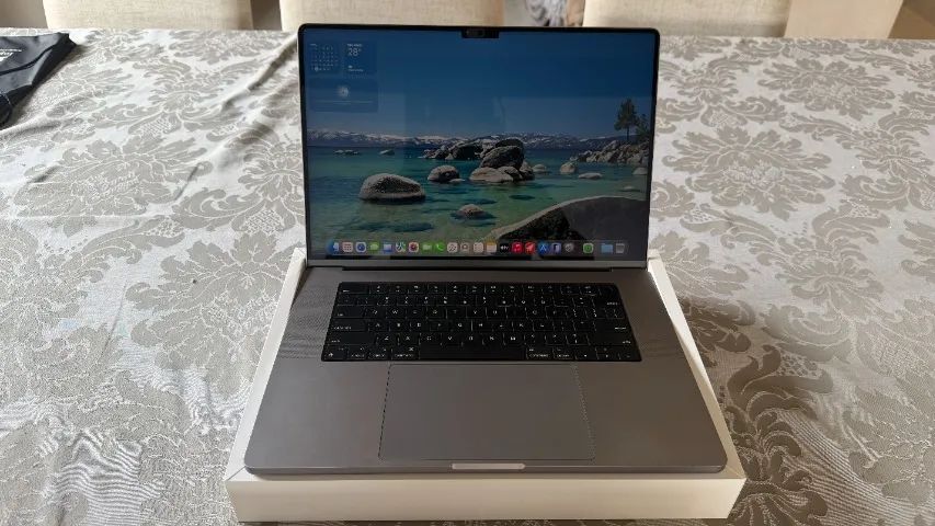 Macbook Pro M1 Max - 1TB SSD - 32GB RAM - Notebooks - Loteamento