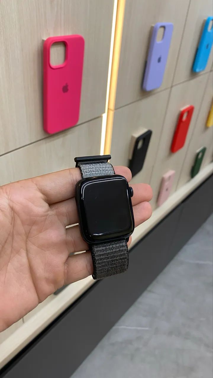 Apple Watch SE 2 44mm