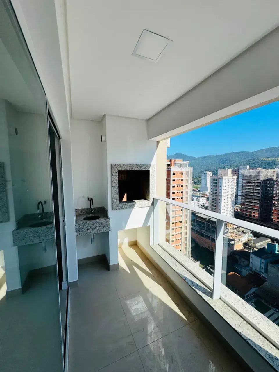 Apartamento de 2 quartos sendo 1 suíte! No Morretes - Foto 3