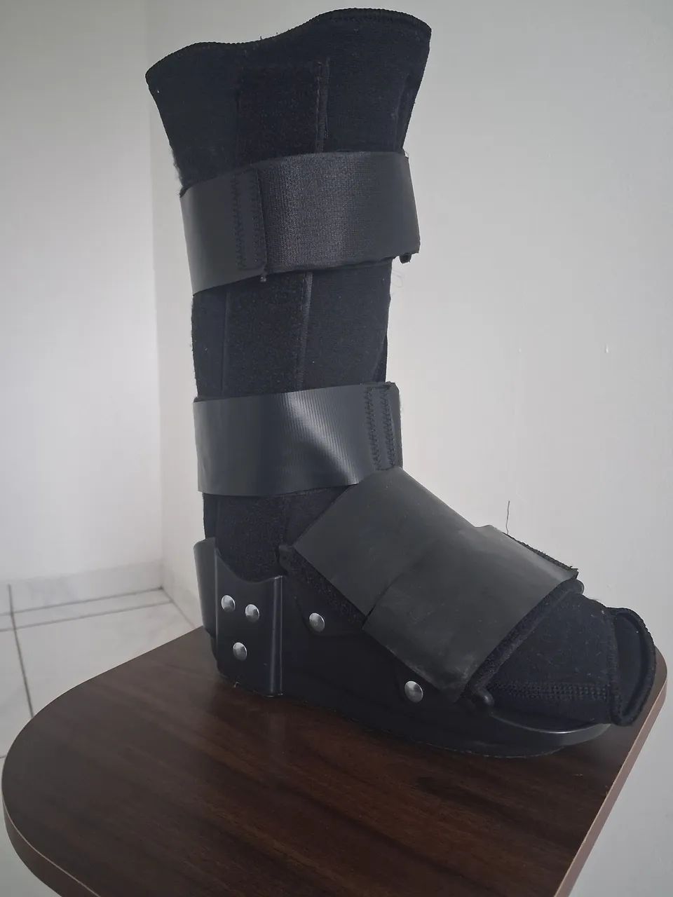        Vende-se bota ortopédica - Foto 2