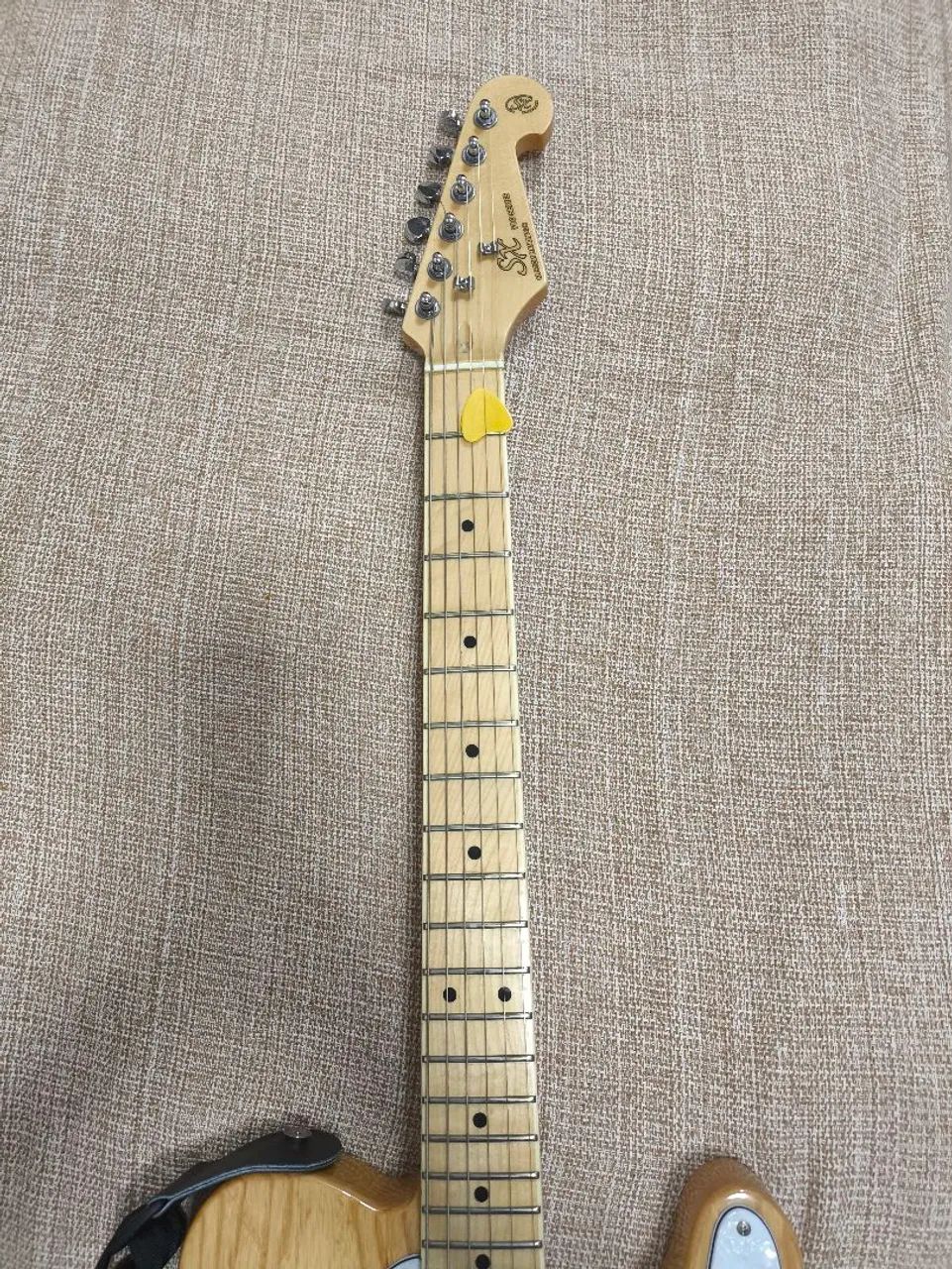 Guitarra Telecaster  - Foto 2