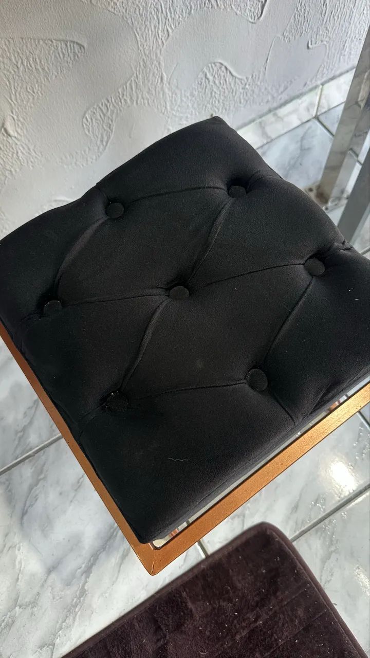 Puf Preto com Metalizado Rosê - Foto 4