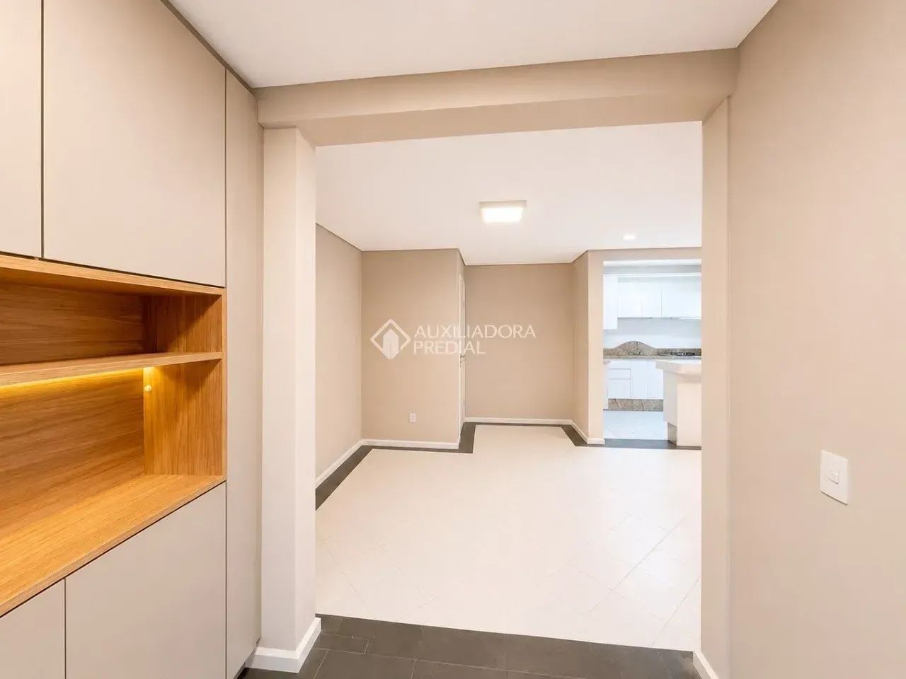 Imóvel para venda possui 84 metros quadrados com 3 quartos em Itacorubi - Florianópolis -  - Foto 4