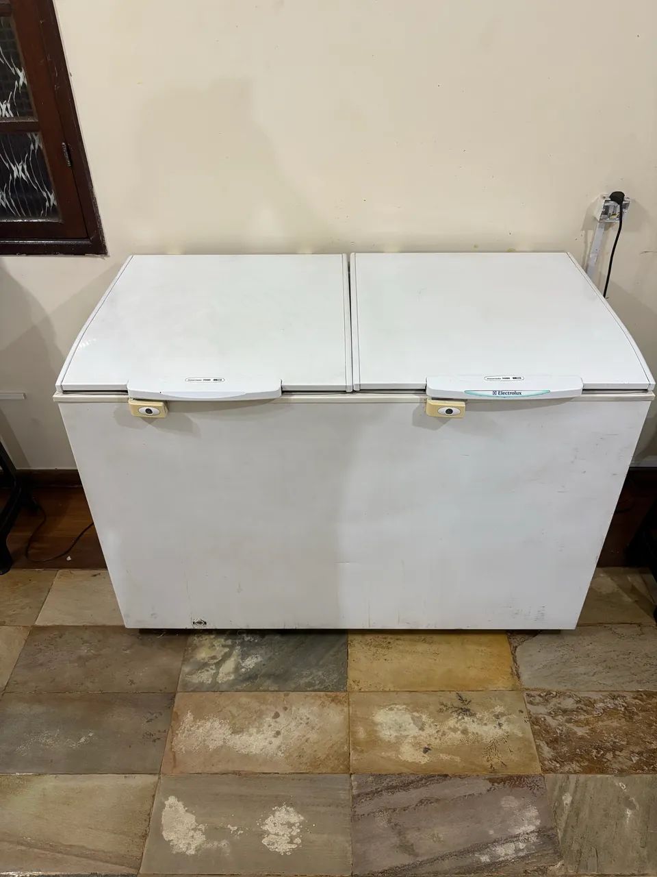 Freezer horizontal funcionando perfeitamente 