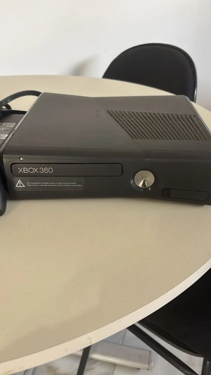 Xbox 360 com controle e acessórios - Foto 2