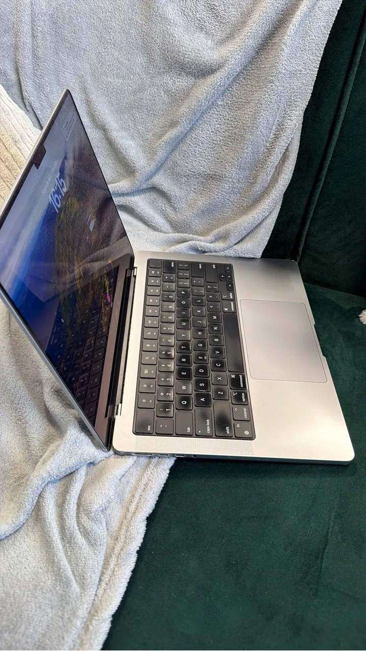 MacBook Air 13 polegadas 2019 cinza-espacial (128gb SSD 8gb RAM