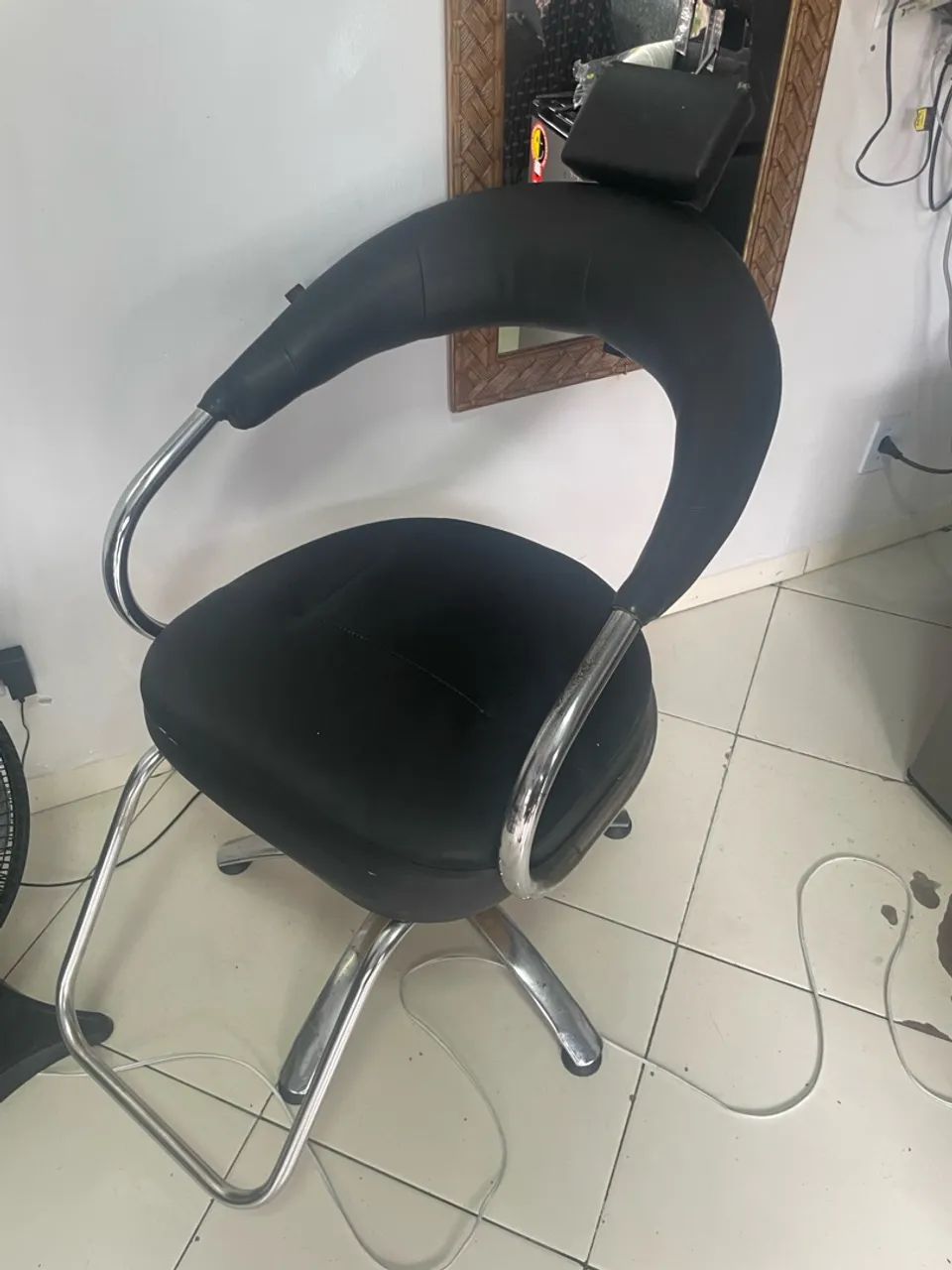 Cadeira de barbeiro - Foto 2