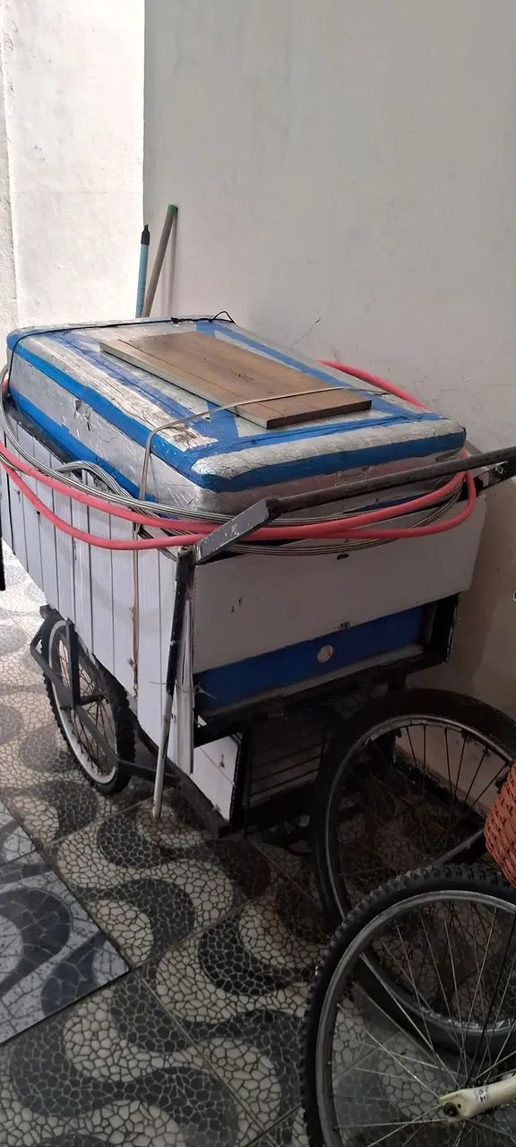 Carrinho de vender bebidas