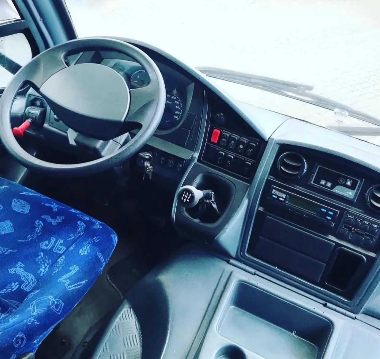 MICROÔNIBUS VOLARE W8  - Foto 6