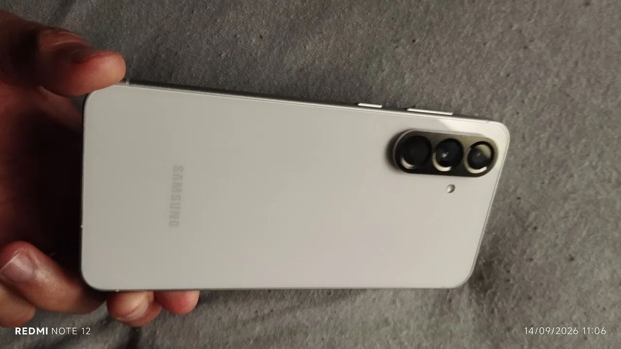 Vendo celular A56 5g 256g 8ram - Foto 4