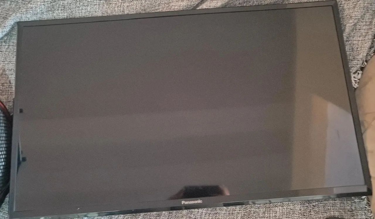 Tv 32 polegadas Smart Panasonic  - Foto 2