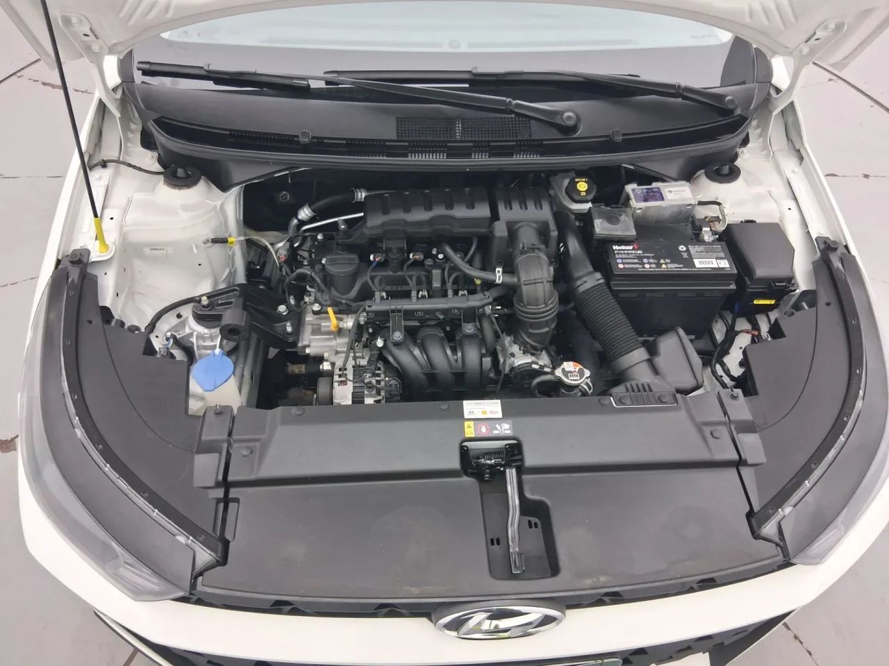 Hyundai HB20S Comfort Plus 1.0 TB Flex 12V Mec., foto 10 de 18