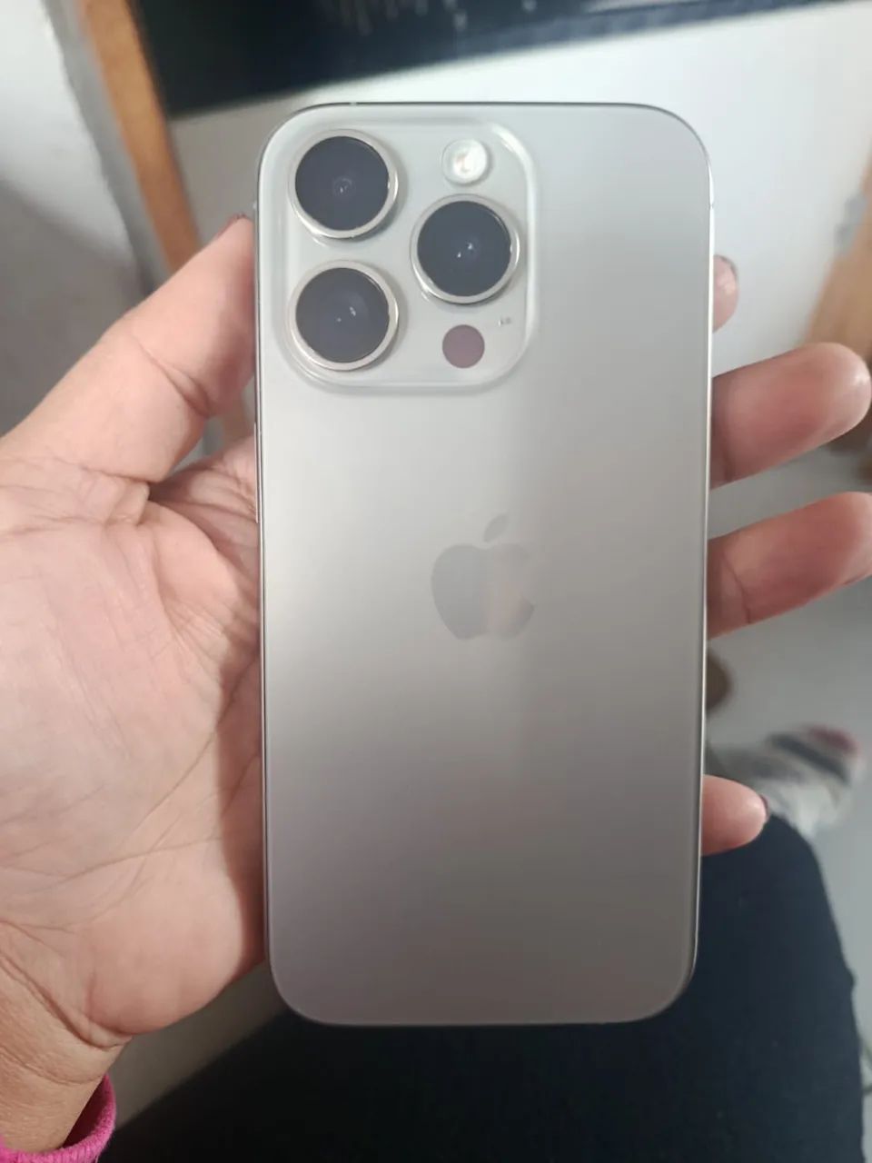 Apple iPhone 15Pro シルバー 本体 iPhone 15 Pro Apple 128GB 6.1 Titânio Nat | KaBuM!