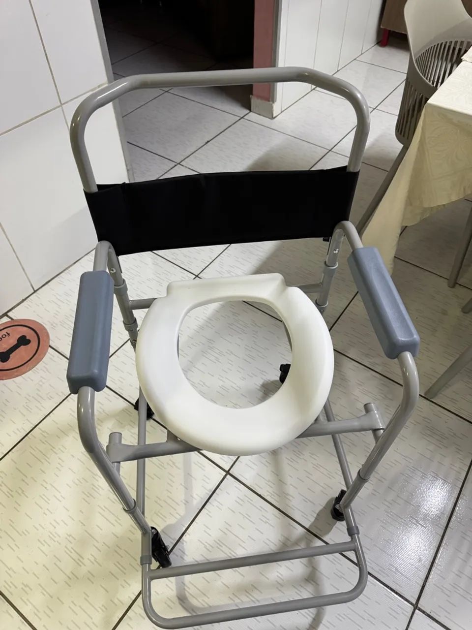 CADEIRA DE BANHO DOBRÁVEL  - Foto 2