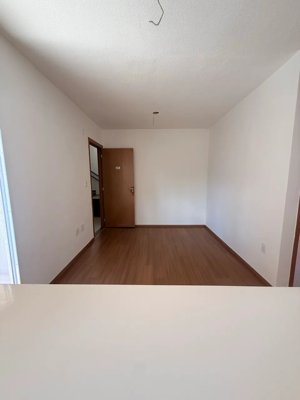 Apartamento novo 2 quartos e 1 banheiro com sacada  - Foto 2