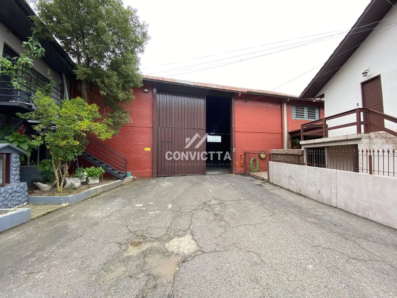 PAVILHÃO NO BAIRRO DESVIO RIZZO