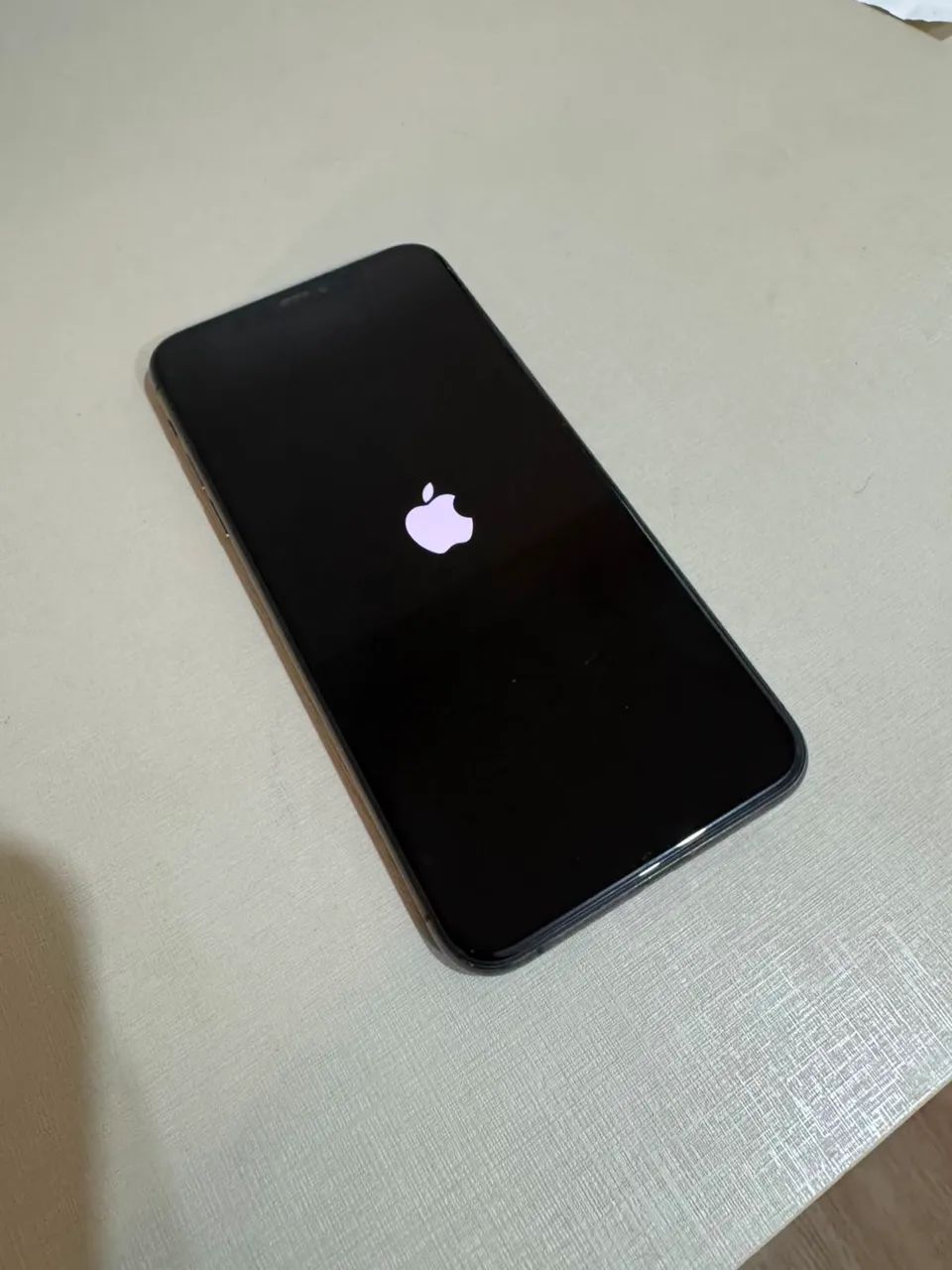 iPhone 11 Pro Max, Preto, 64 Gb - Foto 2