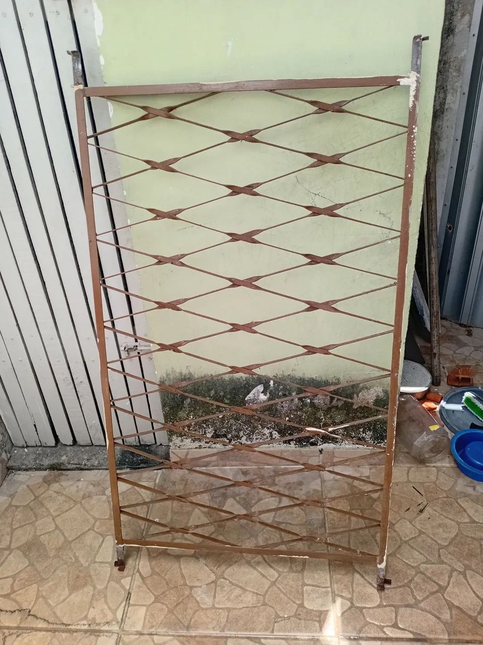 Janela e grade 65104605422211122