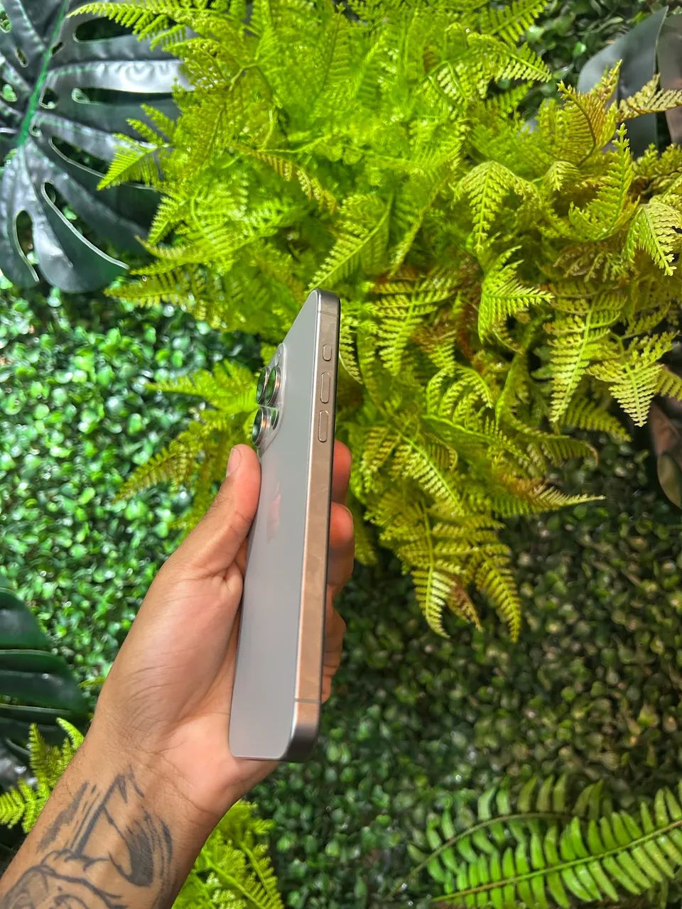iPhone 15 pro Max 256 - Foto 4
