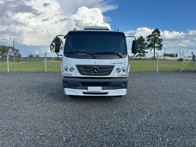 MB Accelo 1316 ano 2019 6x2 chassi - filé  n 915 1016  * 10160 13180 1620 24250  - Foto 2