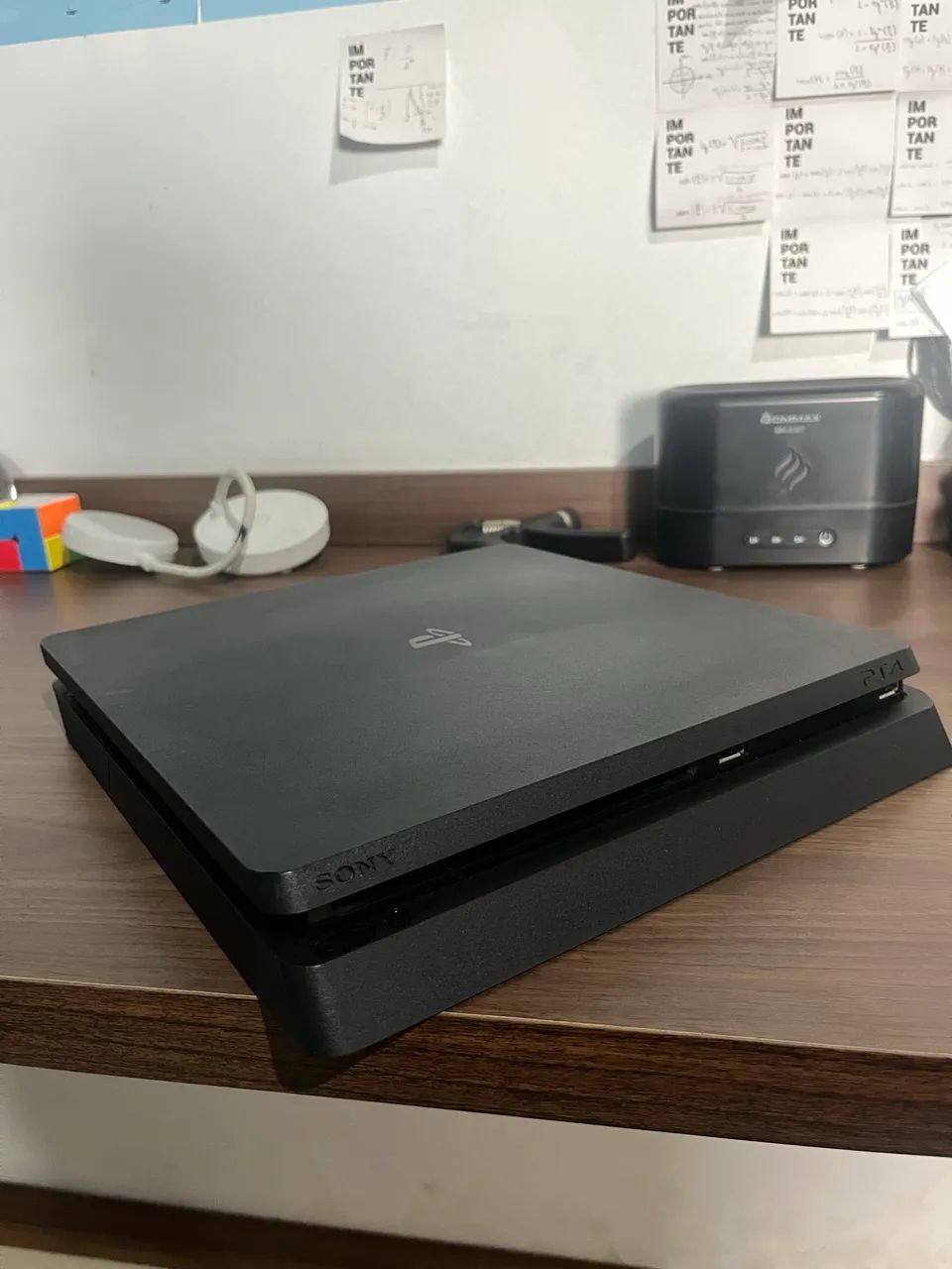 Ps4 slim semi novo