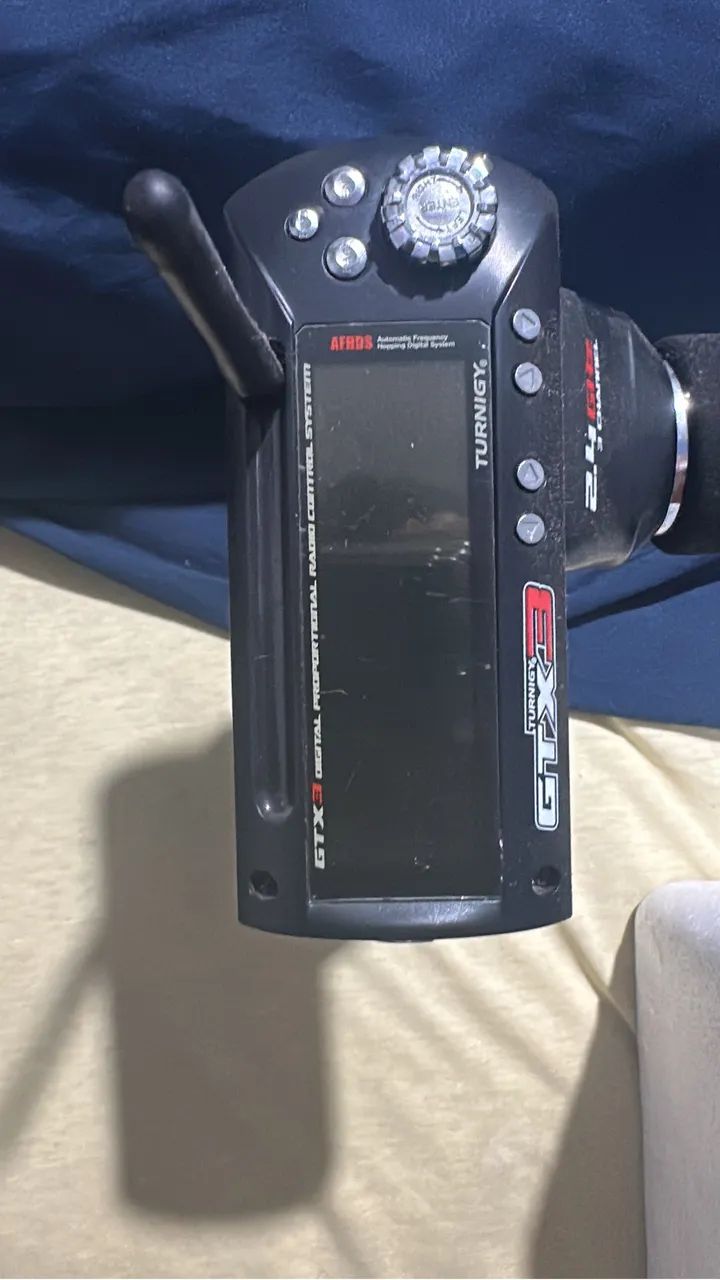 Rádio controle para carros e caminhões 