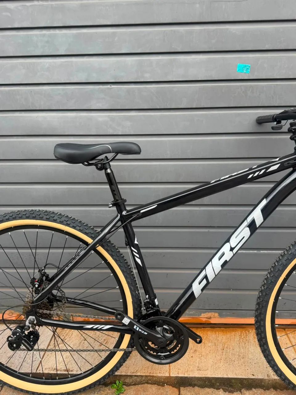 Bicicleta nova  alumínio first quadro 19 câmbios shimano  - Foto 2