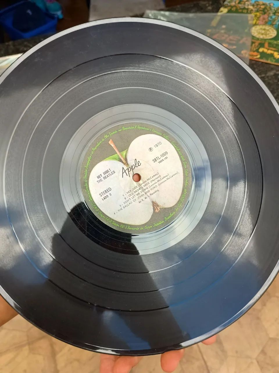 Disco The Beatles "Hey Jude" ótima condição  - Foto 4