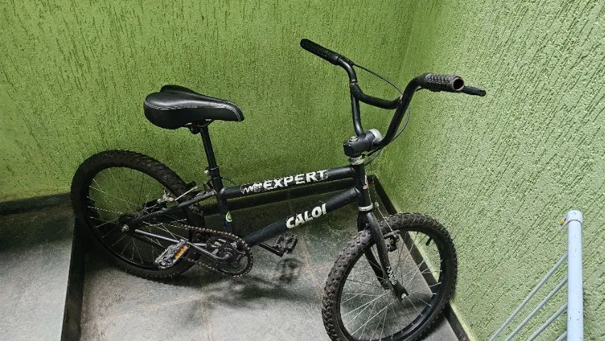 Bicicleta Caloi aro 20 preta 