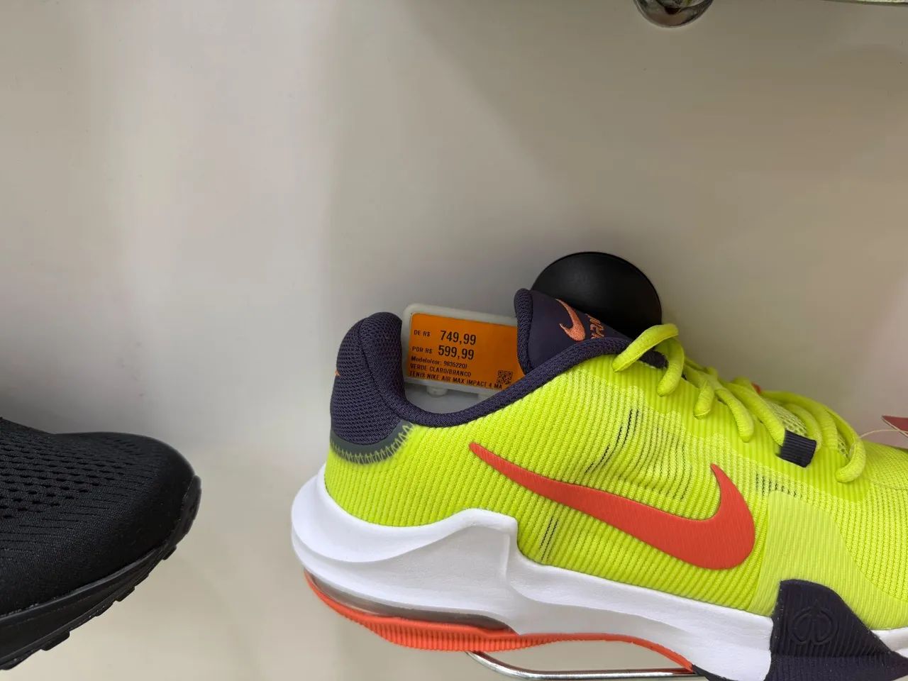VENDO TÊNIS NIKE - Foto 3