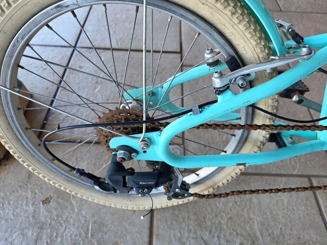 Bicicleta Aro 20 6 marchas chimano. - Foto 3