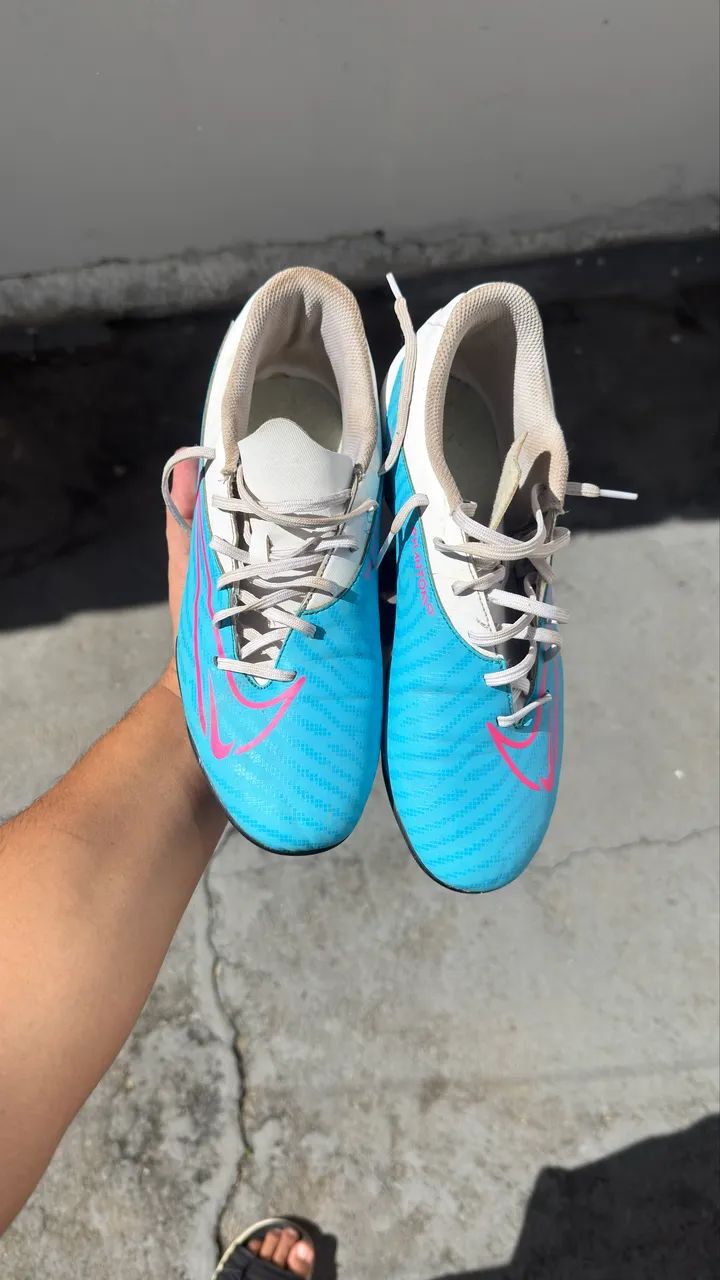 Chuteira Nike Phantom - Foto 2