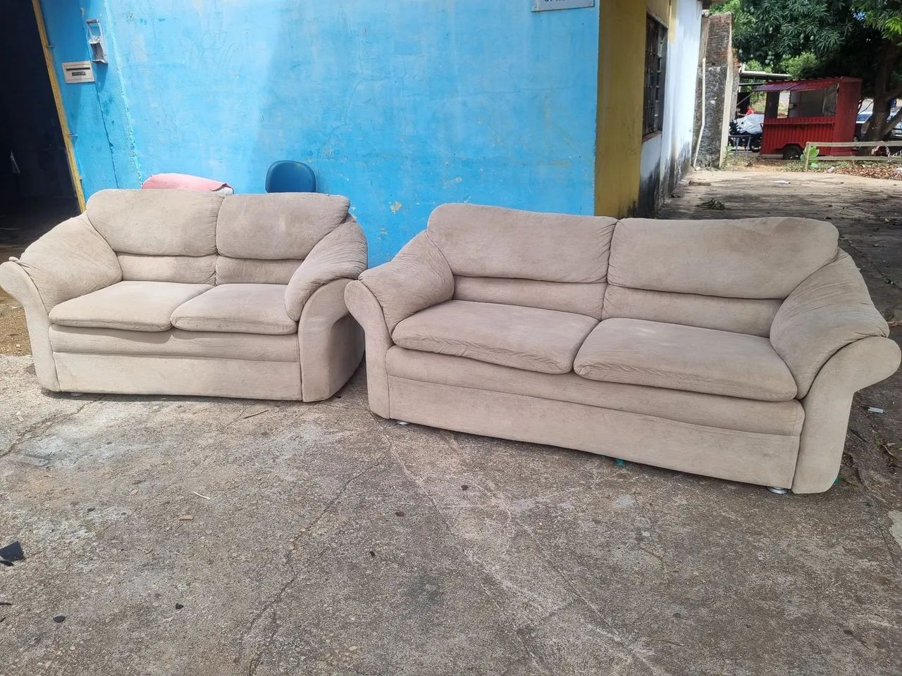 Vendo sofá seminovo em ótimas condições  - Foto 3