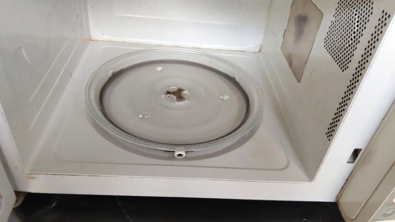 Microondas Eletrolux 31Litros  - Foto 2