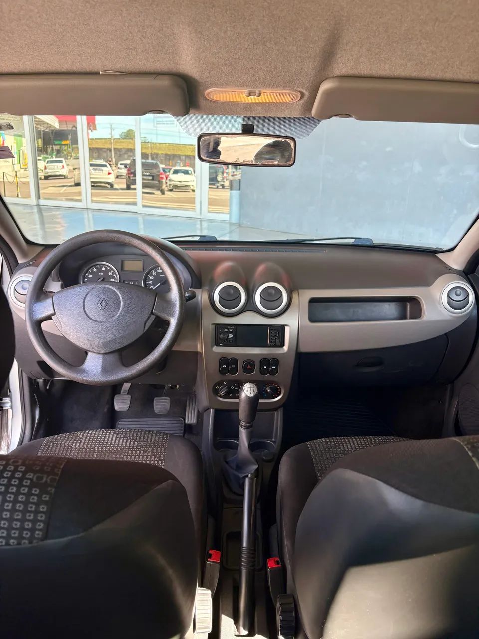 Renault Sandero Expression Hi-flex 1.0 16V 5P 2011 - Foto 2