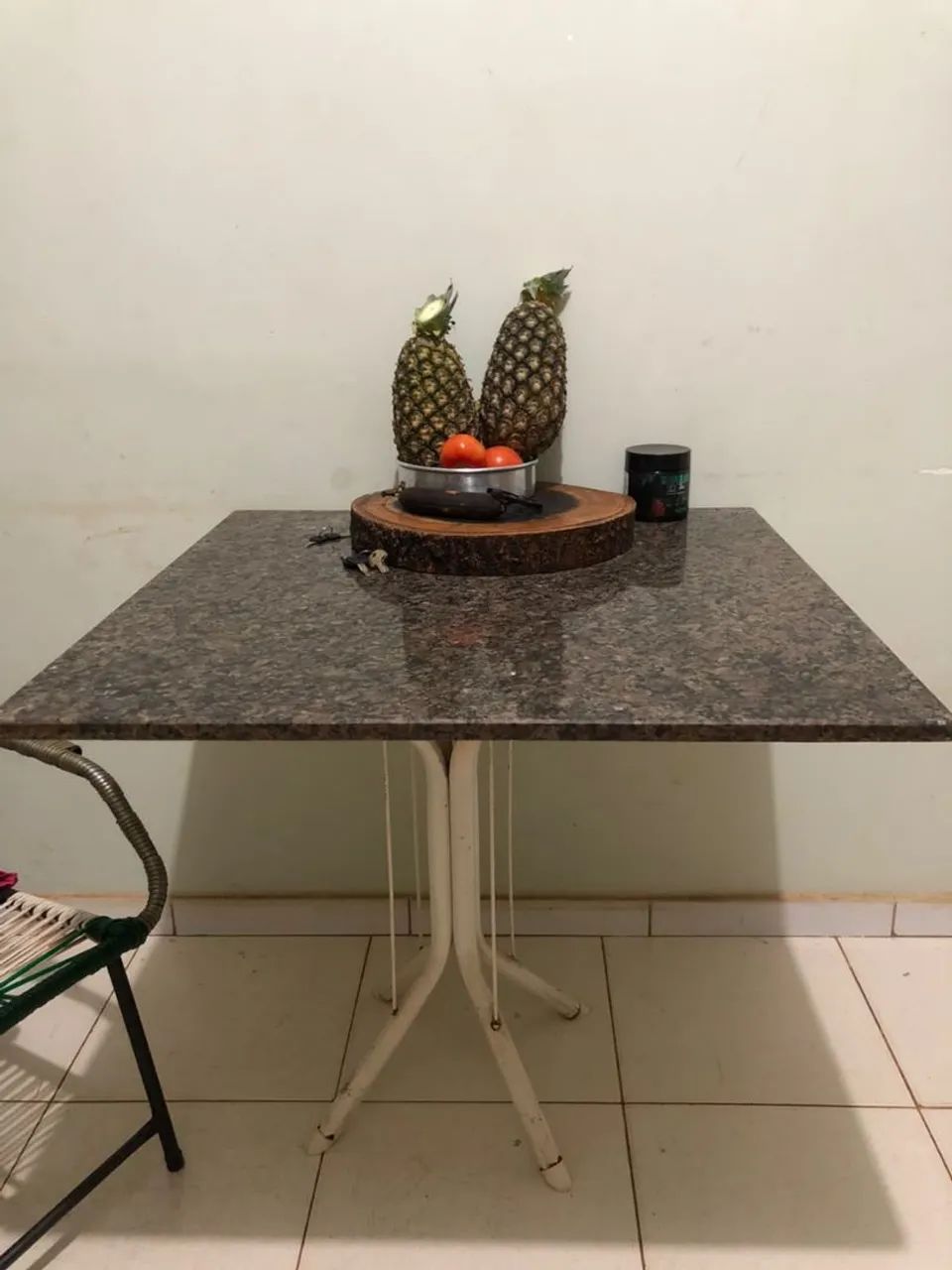 Vendo mesa de jantar 