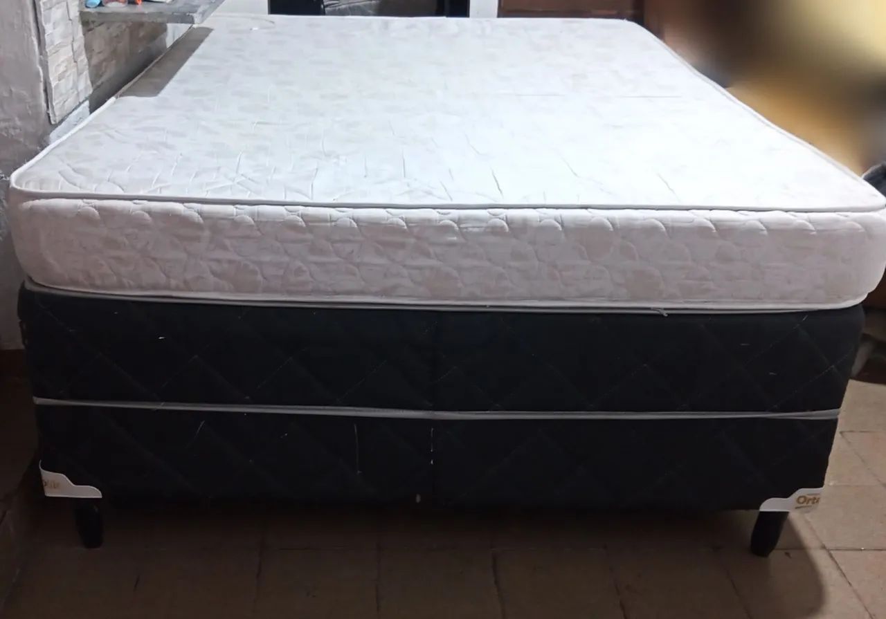 Cama box de casal: base + colchão de espuma d45