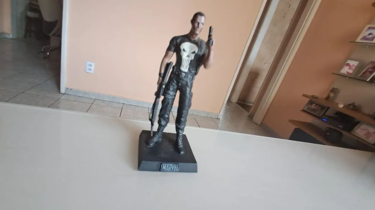 Miniatura de soldado da marvel