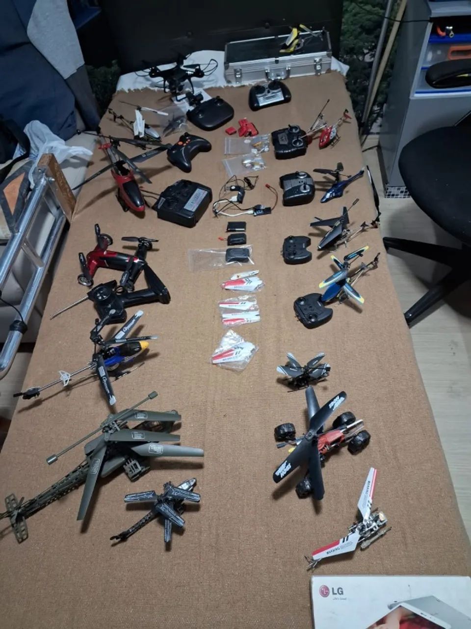 Coleção de helicópteros controle remoto