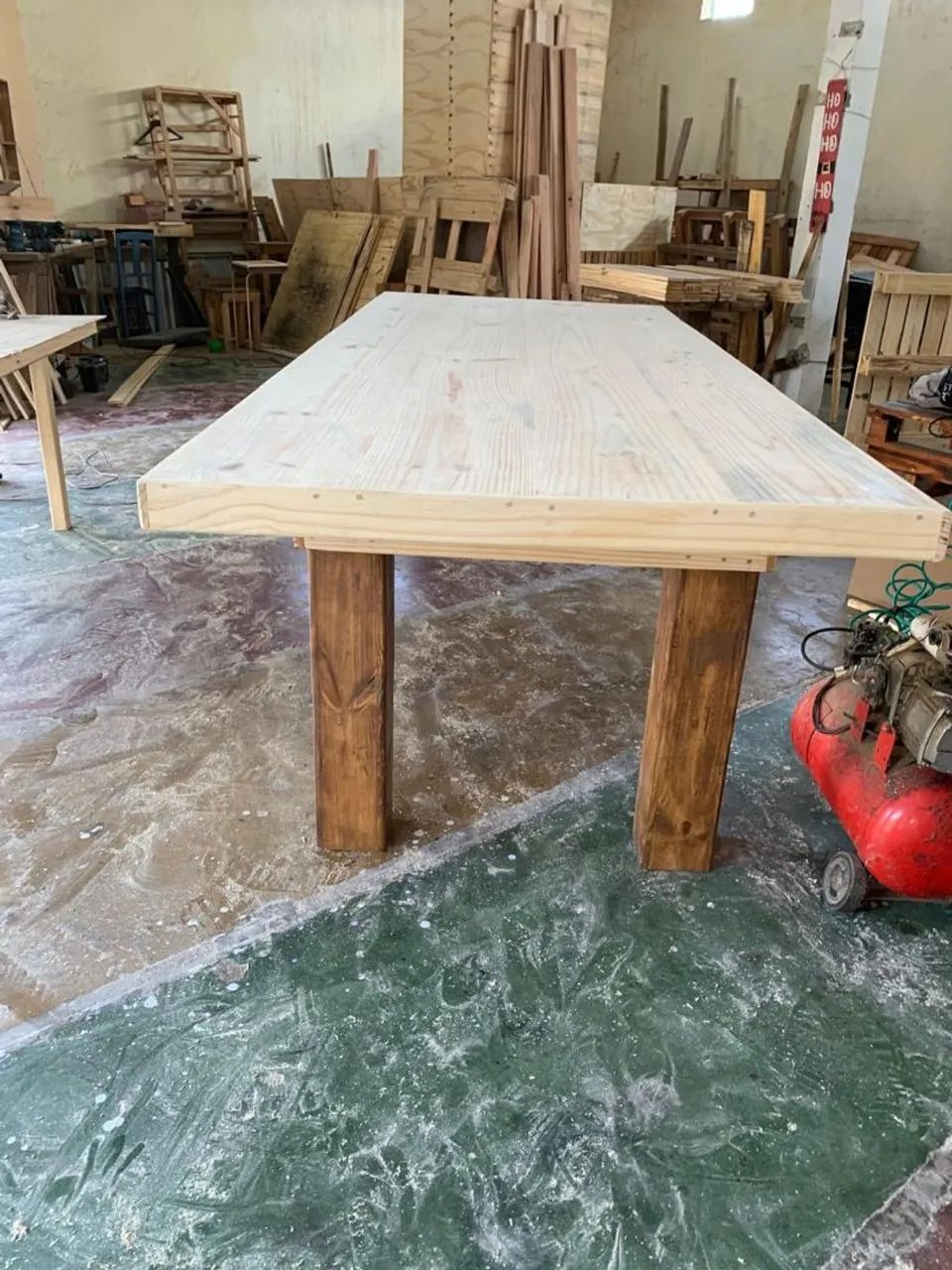 Mesa de madeira com 1,20x3M - Foto 4