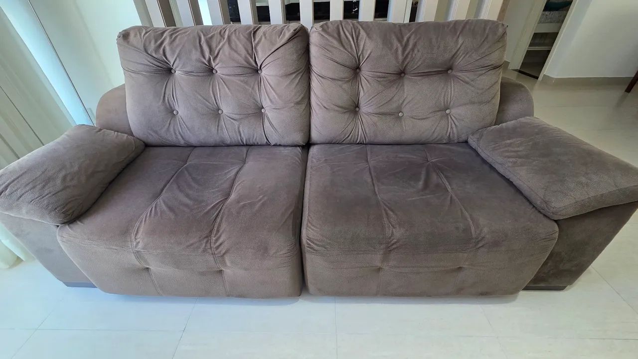 Vende-se sofá retrátil  2,10m - Foto 5